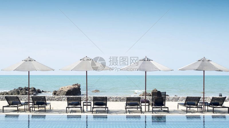 在签订合同前，了解酒店的资质和信誉至关重要。以下是一些参考标准：